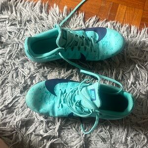 nike track spikes